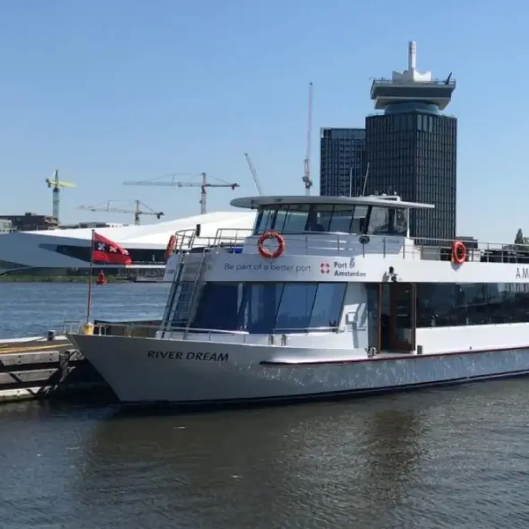 Harbor cruise L2