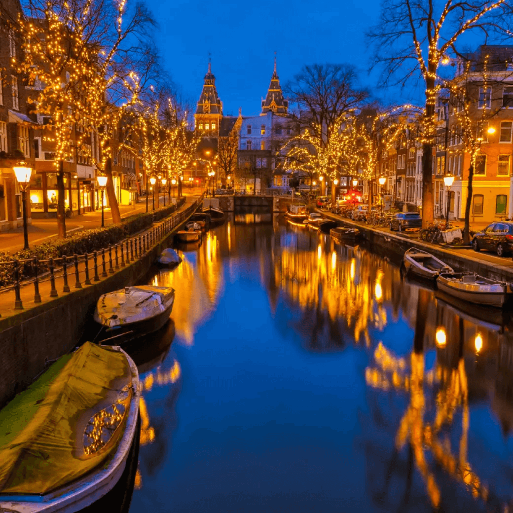 amsterdam canal cruise lights