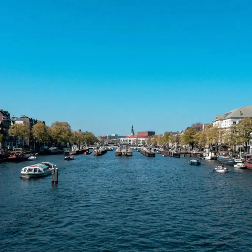 river amsterdam