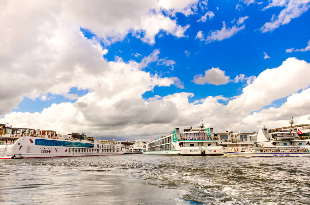 where do river cruises depart from in amsterdam