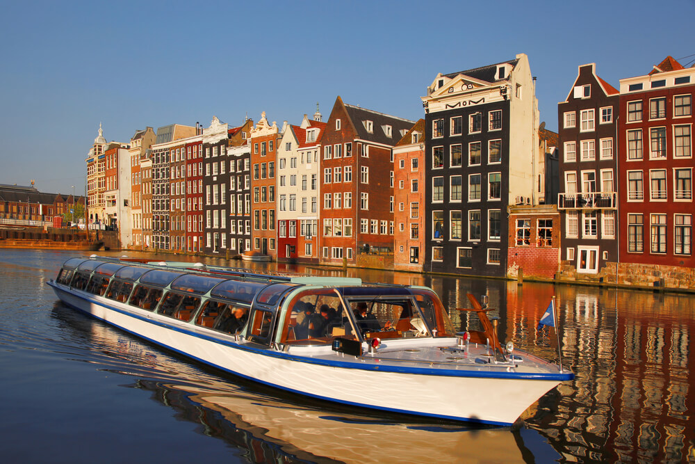 what's on board during your boat tour
