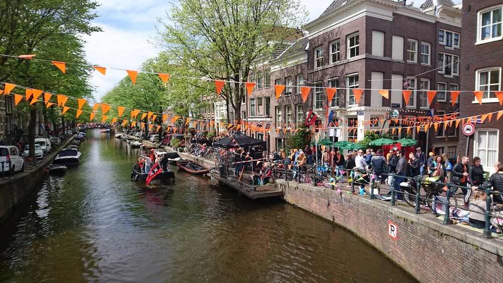 what is the best month to go to amsterdam for young adults
